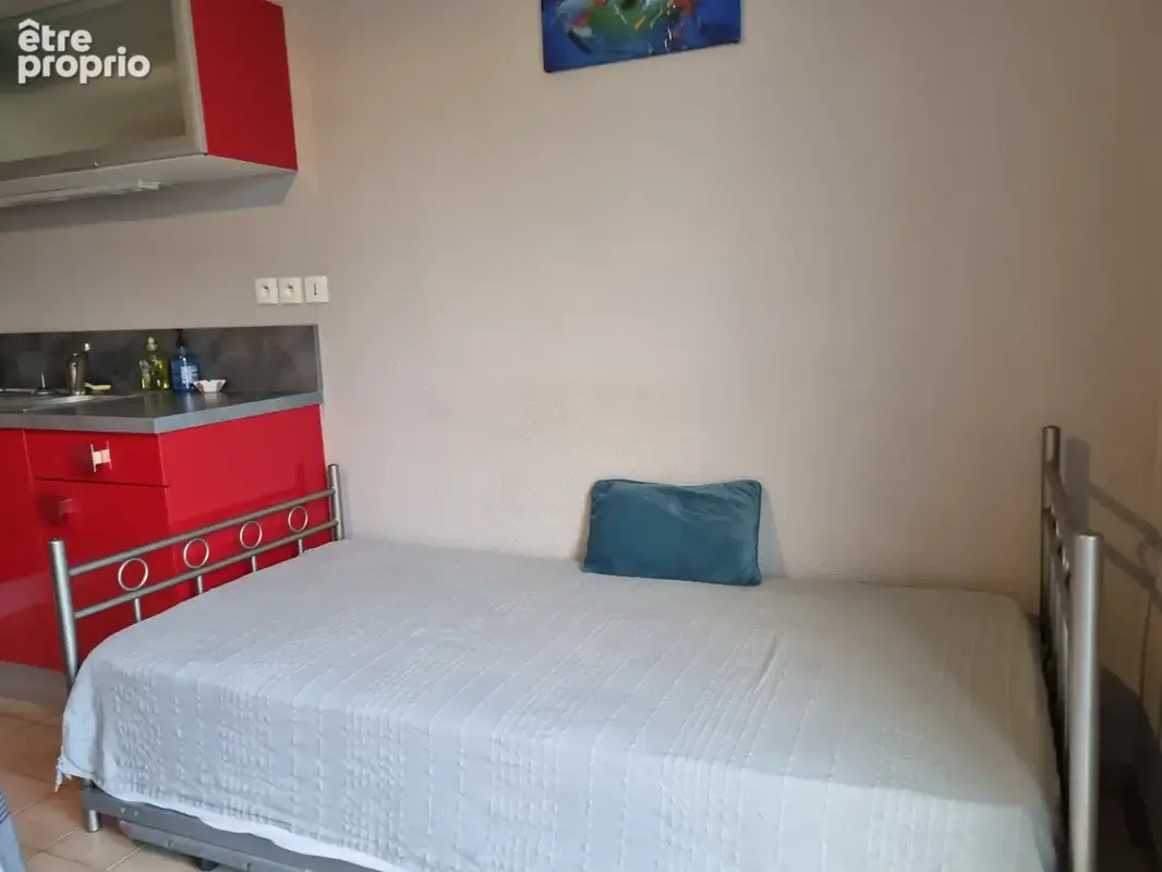 A vendre - saint pierre - proche de la plage - appartement t2 5 couchages - balcon - parking - photo 5