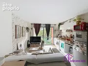 Appartement à LE MESNIL-ESNARD