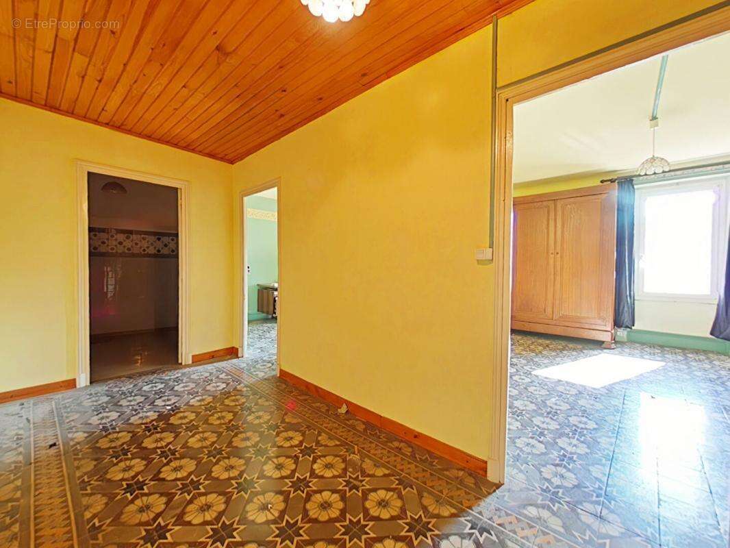 Maison à BIZE-MINERVOIS