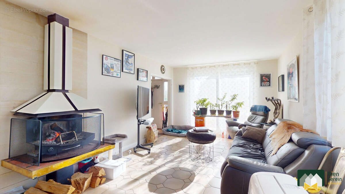 Maison à MAINVILLIERS