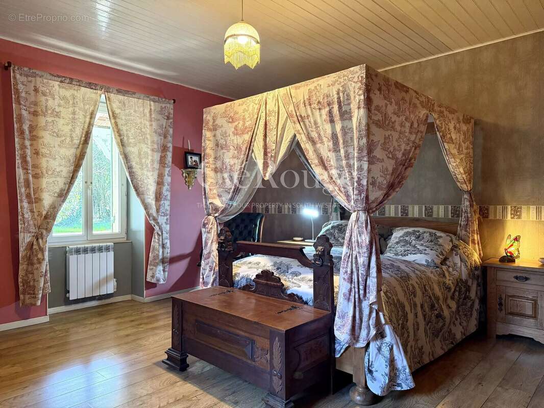 Maison à EYMET