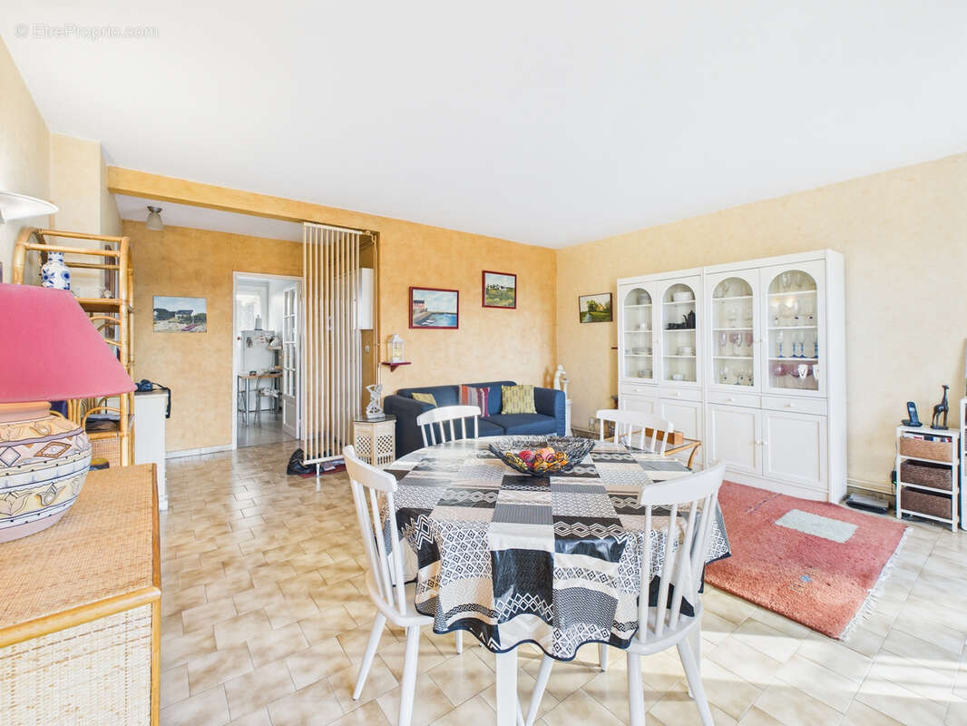 Appartement à CORBEIL-ESSONNES