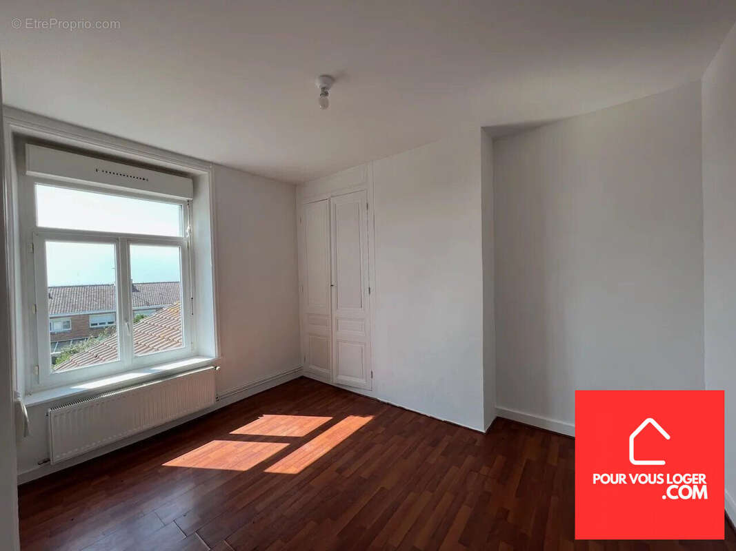 Maison à SAINT-MARTIN-BOULOGNE