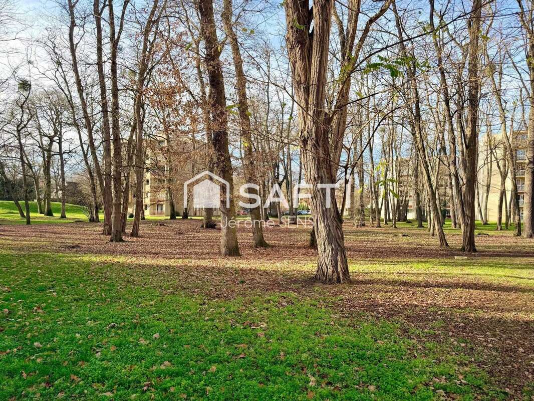 Photo 2 - Appartement à VERNEUIL-SUR-SEINE
