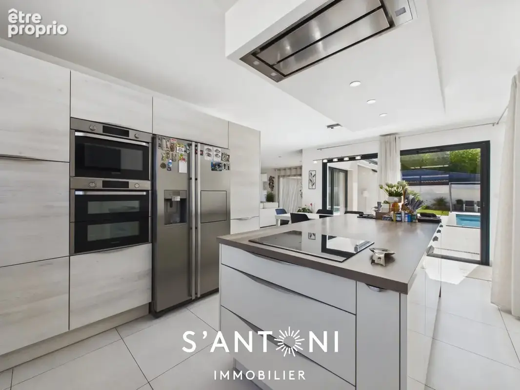 ADISSAN  Villa contemporaine T5 avec piscine - photo 5