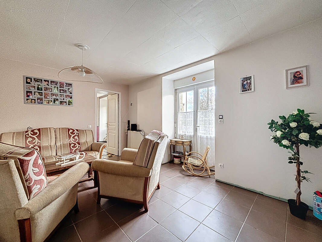 Maison à OSMANVILLE