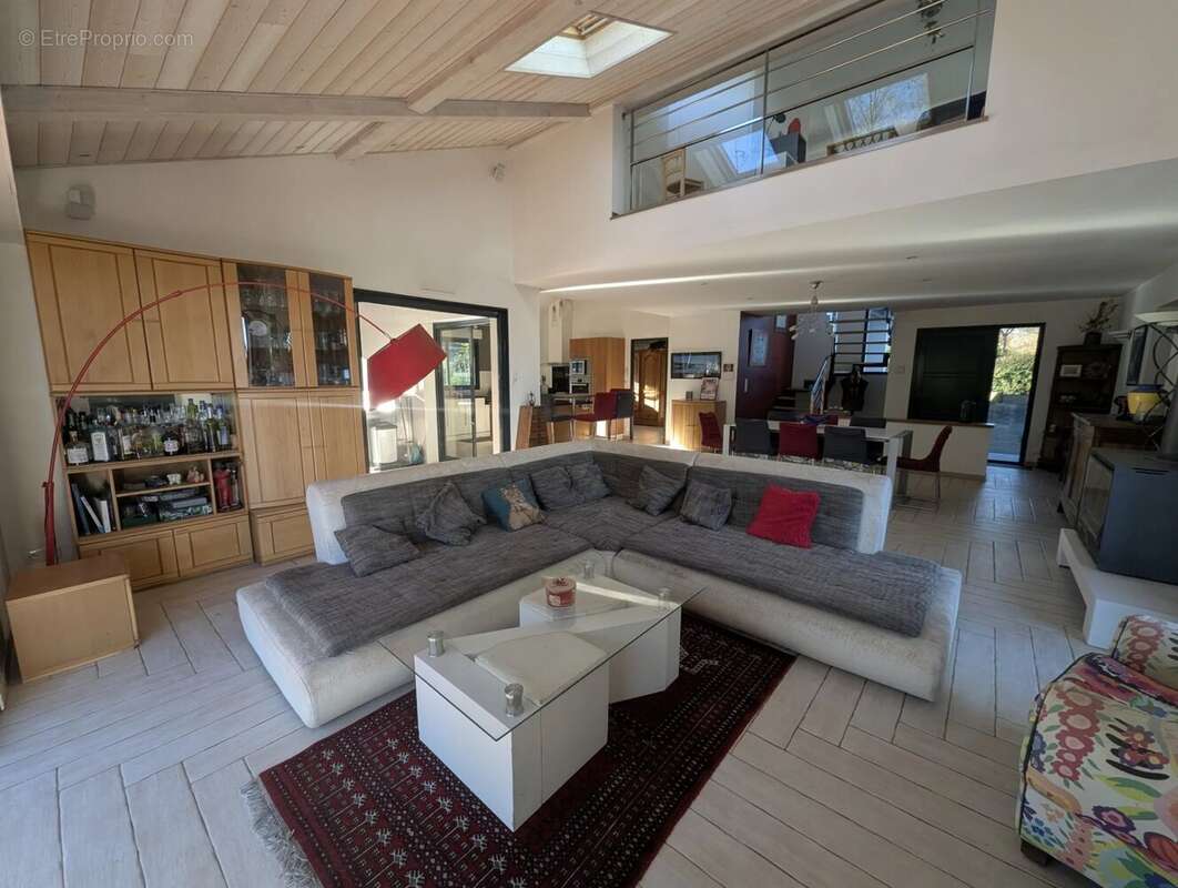 Maison à SAINT-MARTIN-DE-SEIGNANX