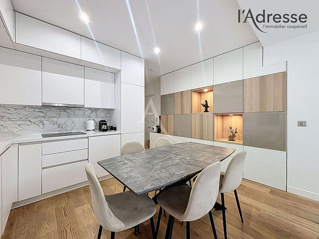 Appartement à SURESNES