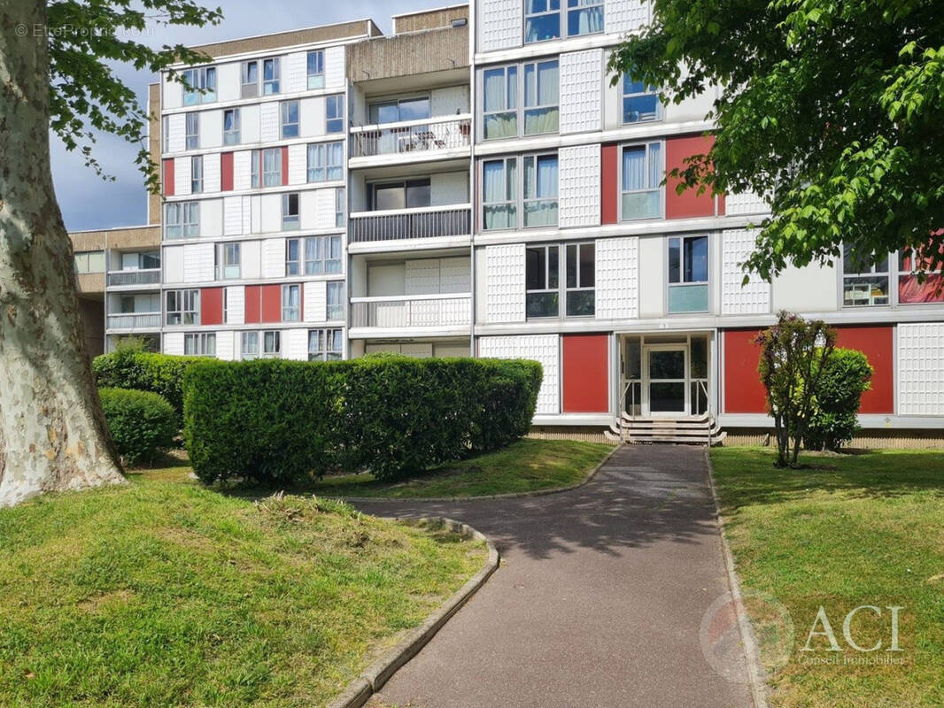 Appartement à SAINT-DENIS