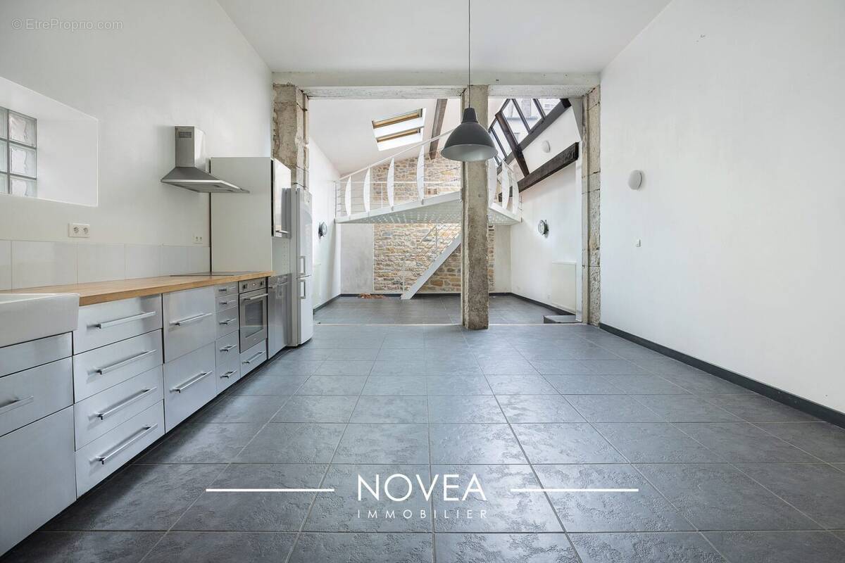 Appartement à LYON-6E