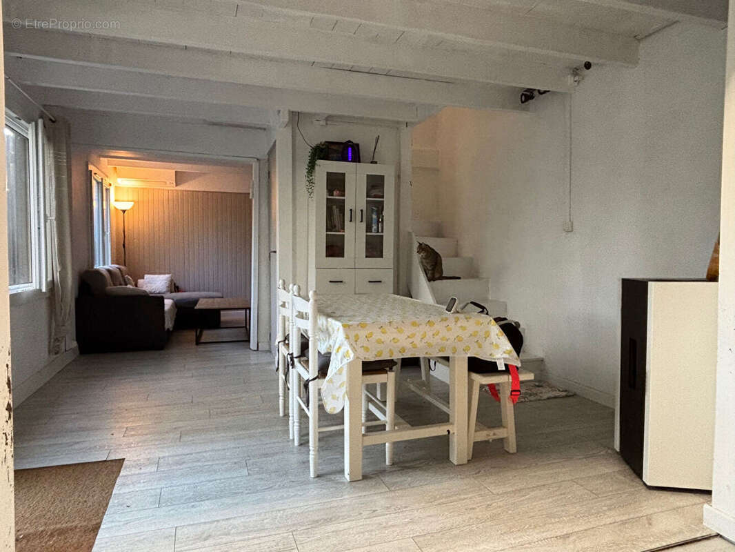 Maison à SERRES-CASTET