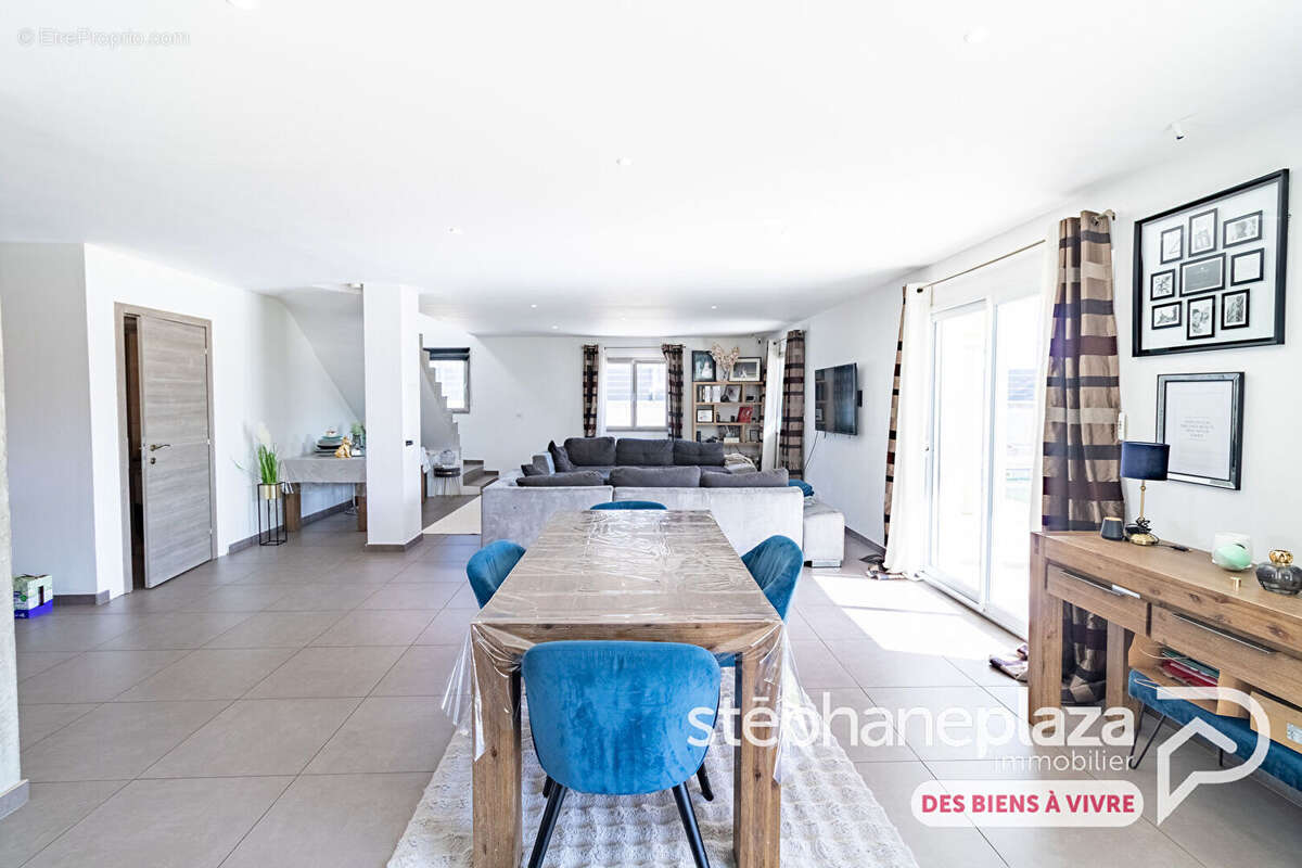 Maison à SAINT-JUST