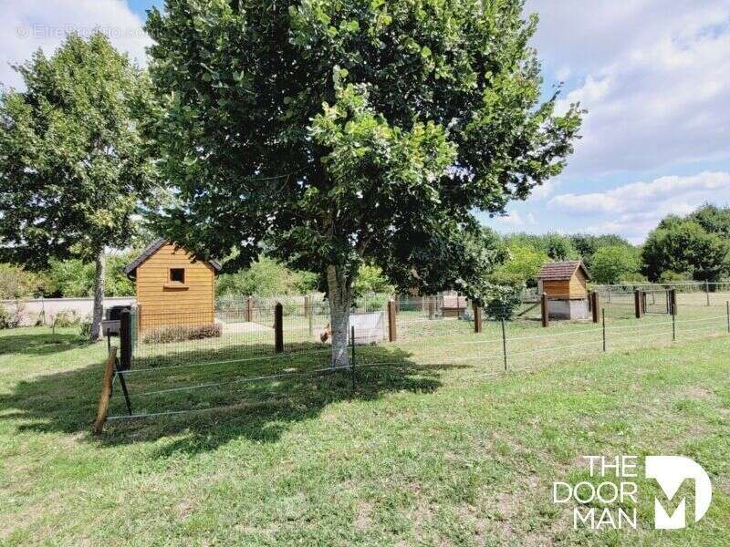 Maison à MONT-PRES-CHAMBORD