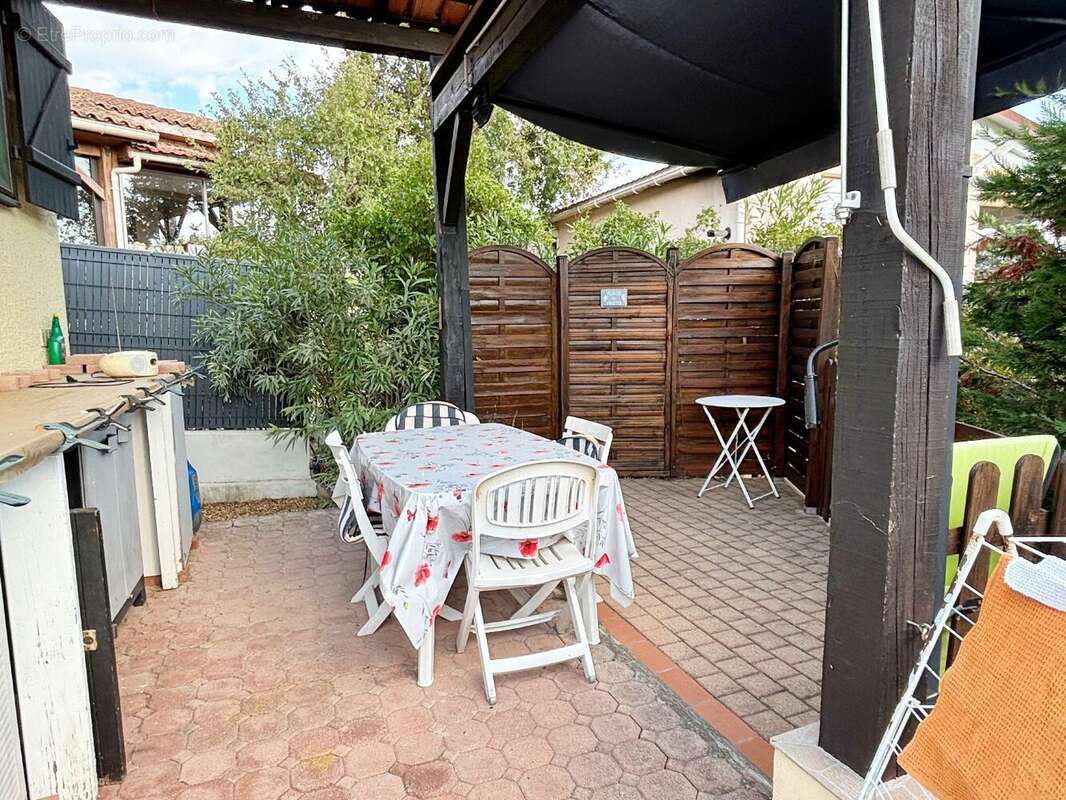 Maison à ROQUEBRUNE-SUR-ARGENS