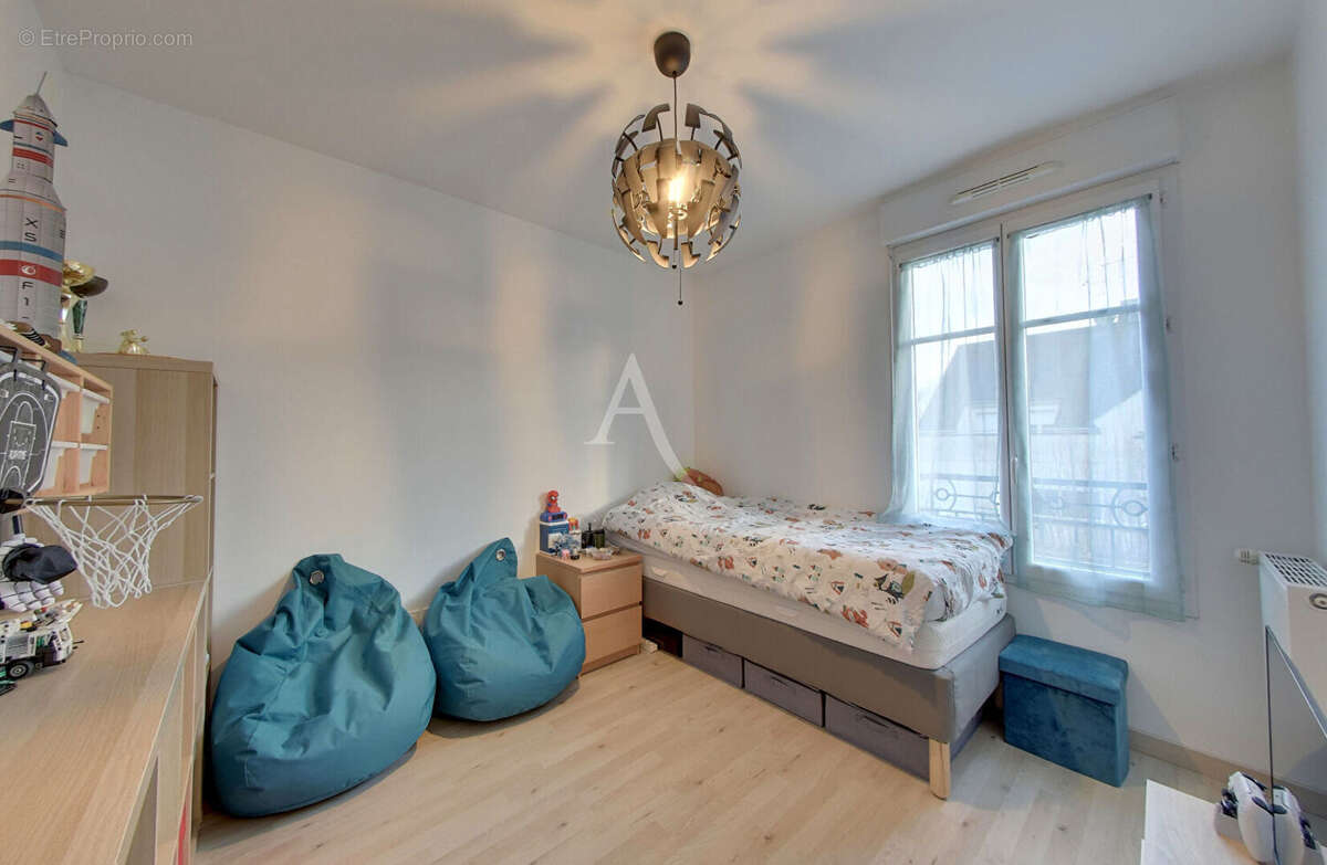 Appartement à OZOIR-LA-FERRIERE