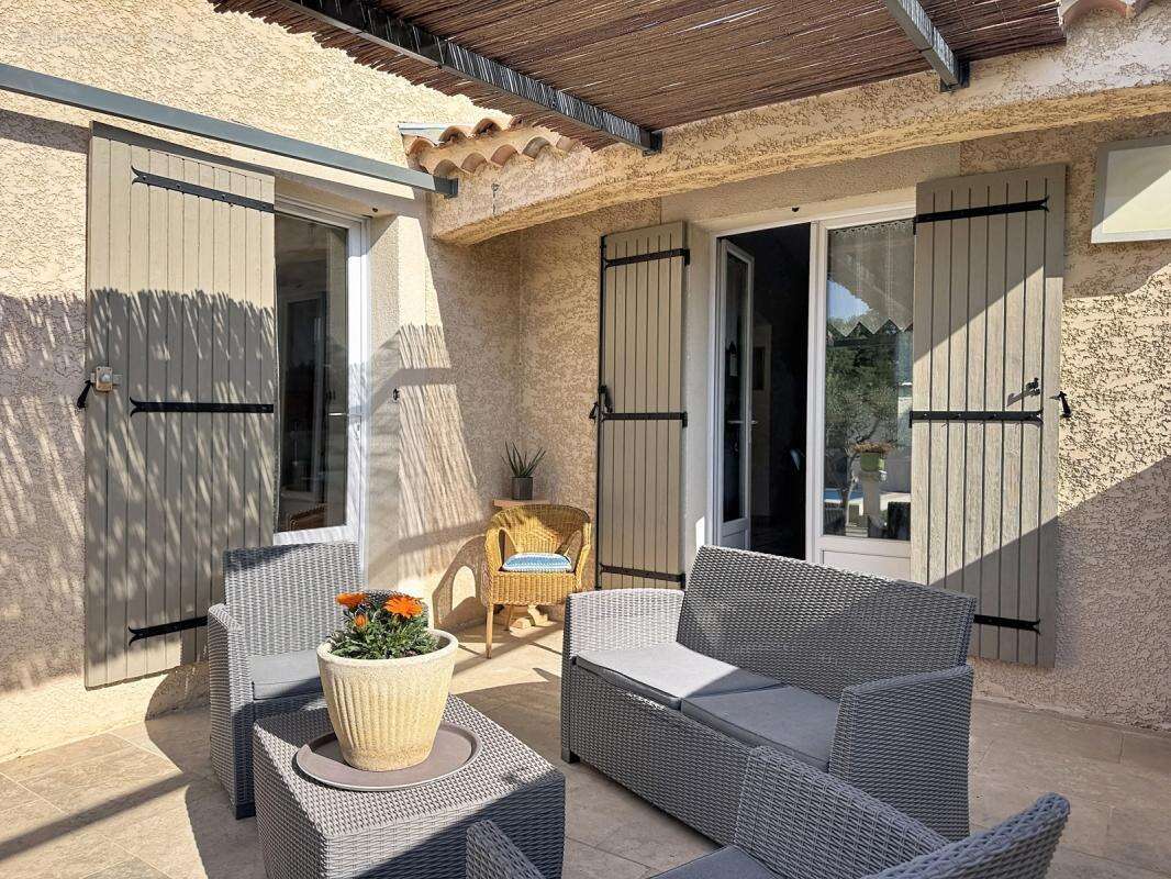 Maison à VEDENE