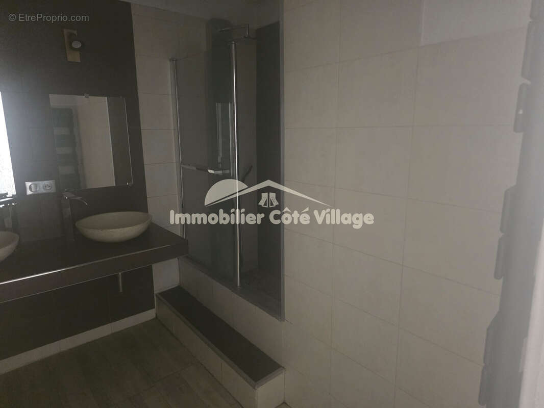 Appartement à TOUET-DE-L'ESCARENE