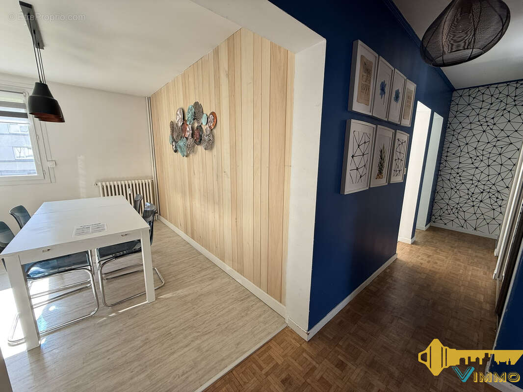 Appartement à SAINT-SEBASTIEN-SUR-LOIRE