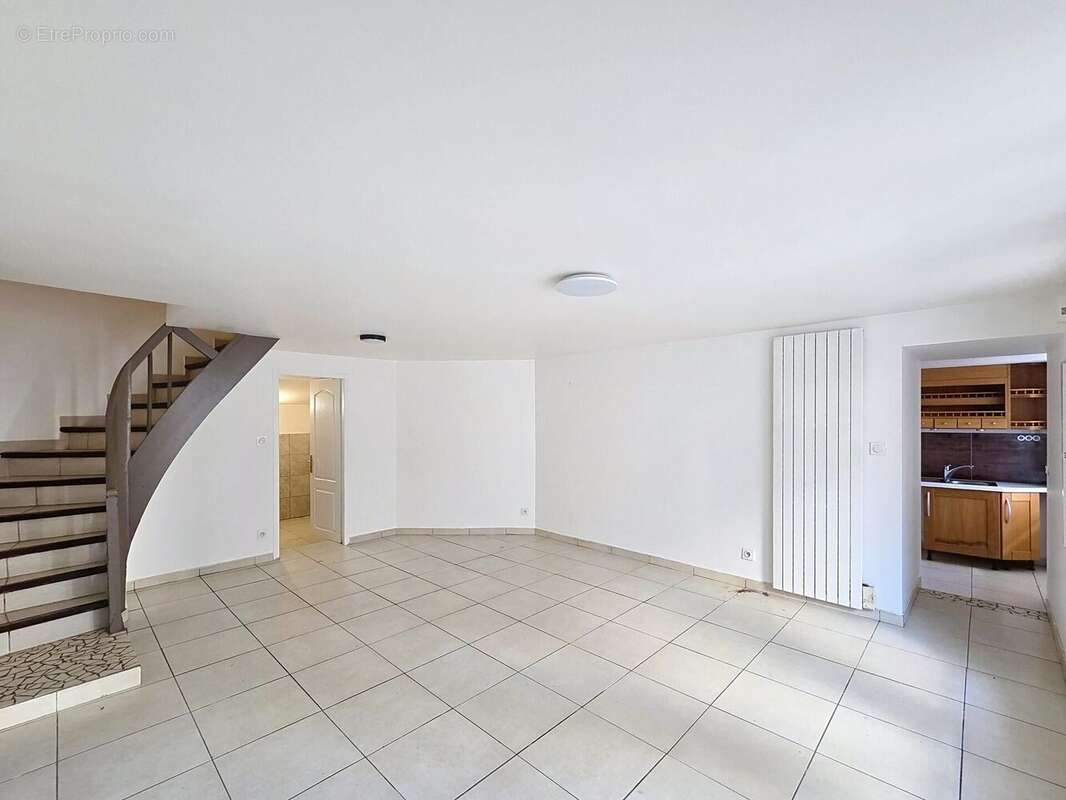Photo 2 - Appartement à VARCES-ALLIERES-ET-RISSET
