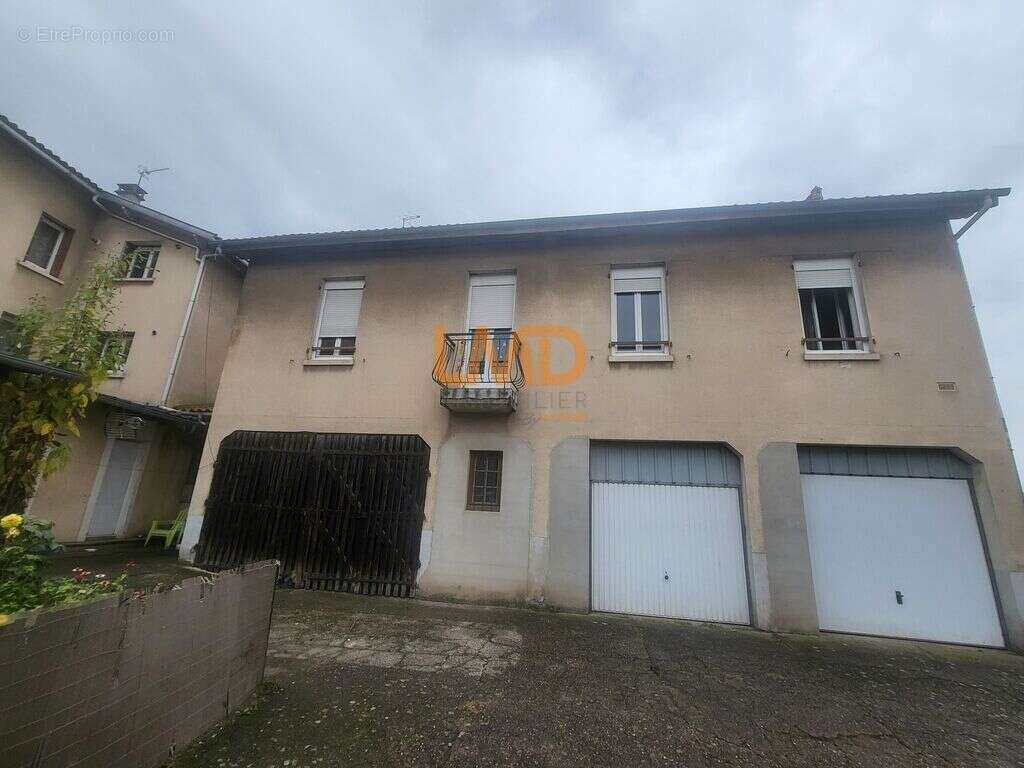 Appartement à DECAZEVILLE