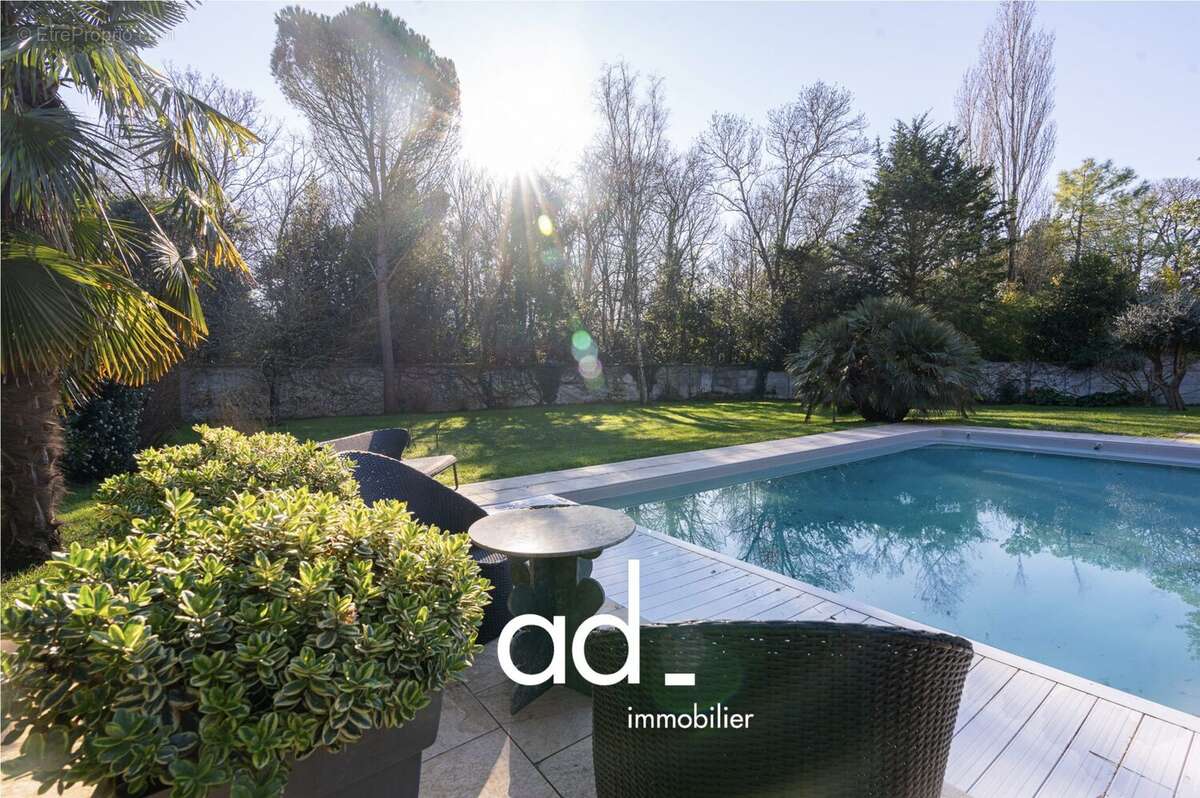 Maison à LA ROCHELLE