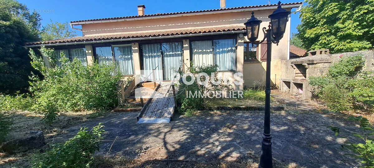 Maison de 187 m2 sur terrain attenant et constructible de 5848m2 - photo 2