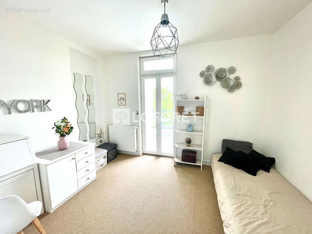 Maison à RIEUPEYROUX