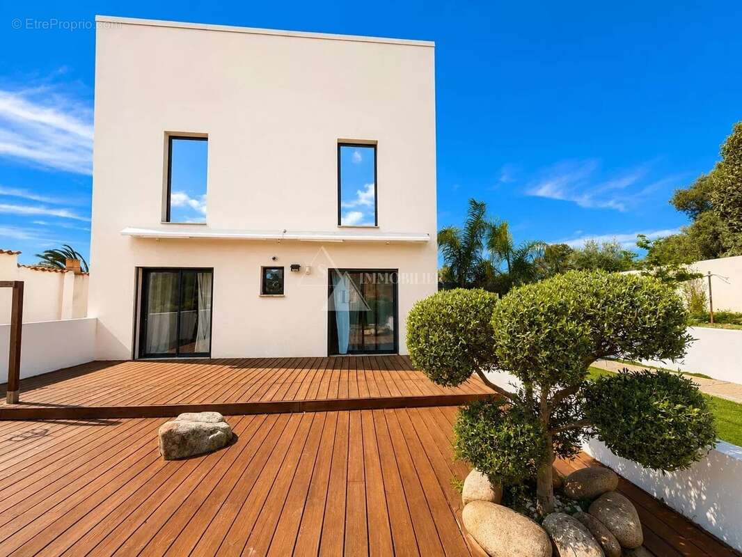 Villa d’exception de 211 m2 avec vue panoramique – Porticcio - photo 19