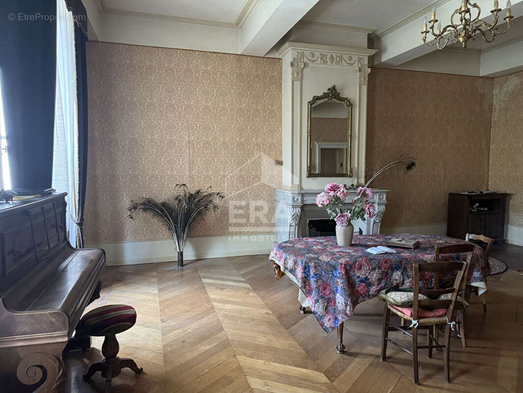 Maison 371m² à belley - photo 2
