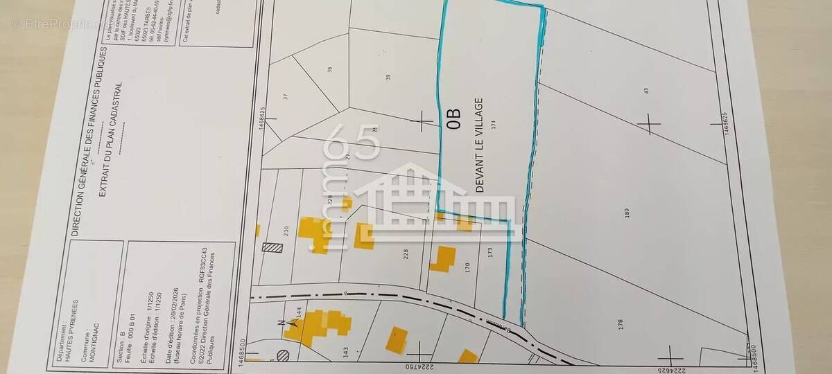 Terrain à MONTIGNAC