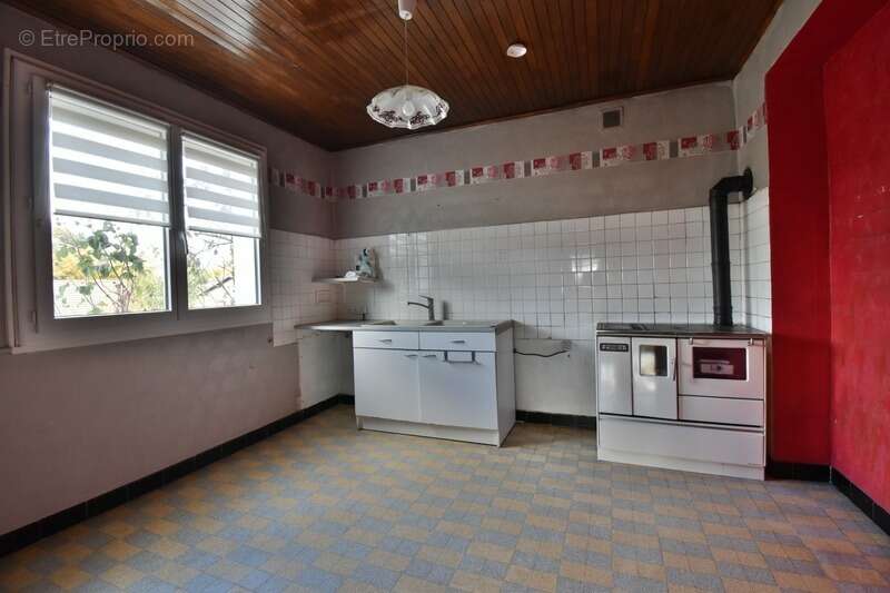 Maison à SAINT-AGREVE