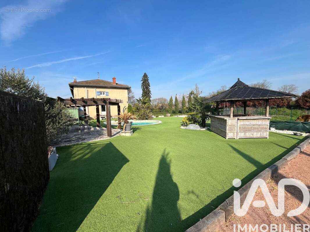 Photo 2 - Maison à MACON