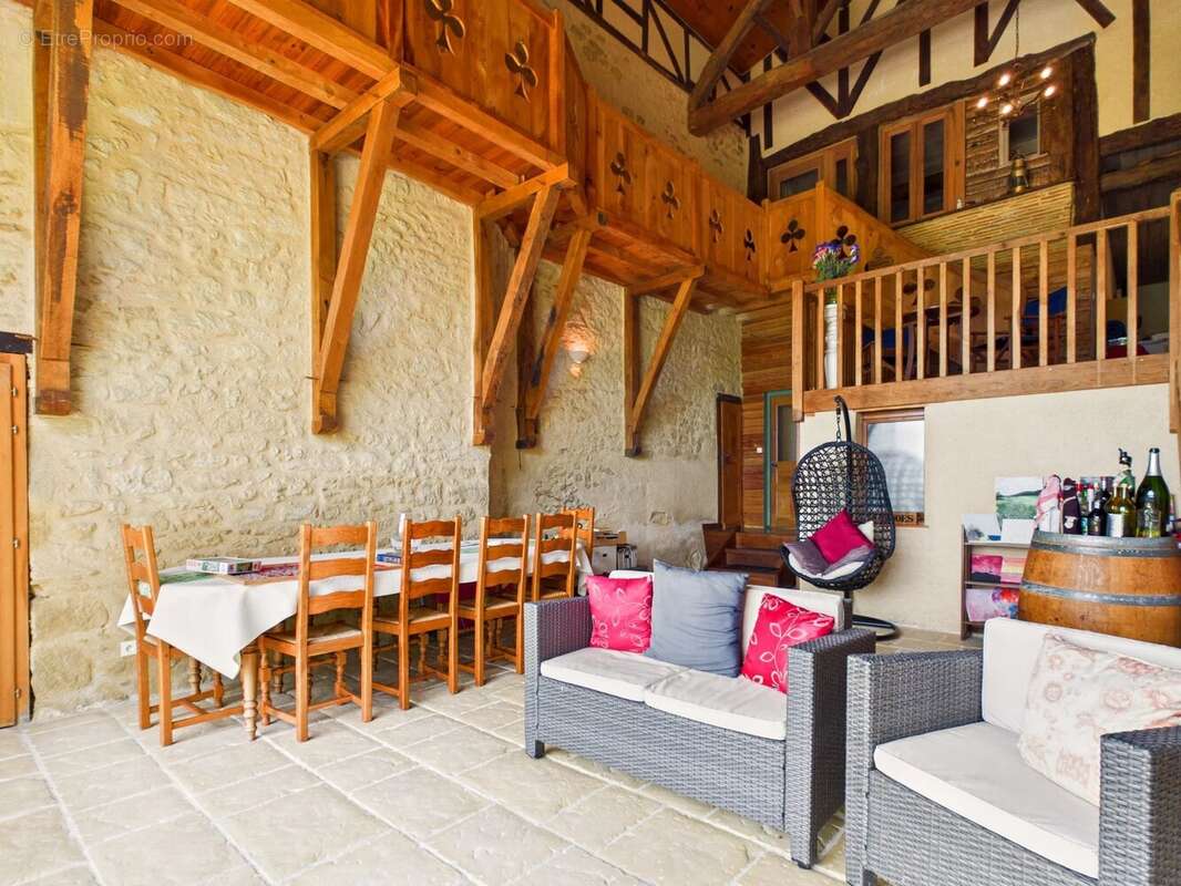 Maison à MONSEGUR