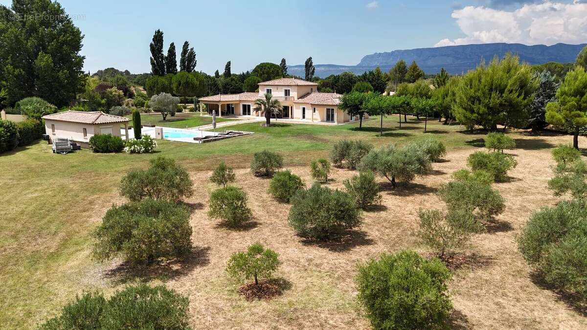Maison à AIX-EN-PROVENCE