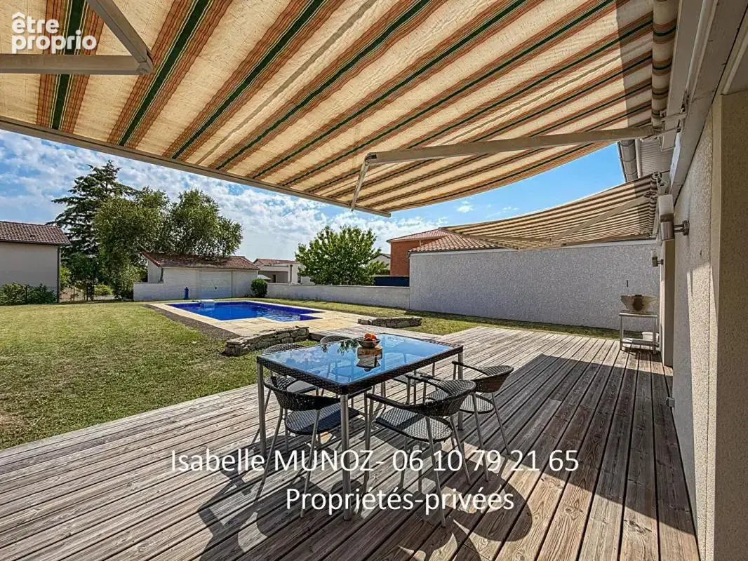 Maison Plain pied F5 de 149 m2, DPE A, piscine, dépendances, panneaux solaires, jardin - photo 3