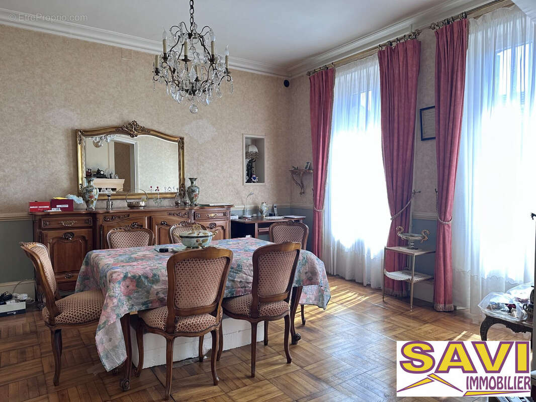 Maison 178 m² à La Selle-Sur-Le-Bied  - photo 3