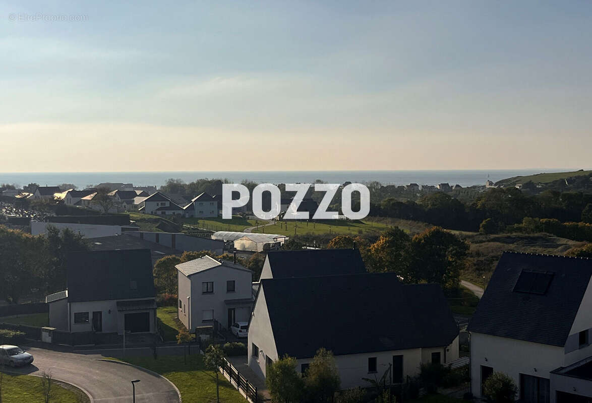 Appartement à SAINT-PAIR-SUR-MER