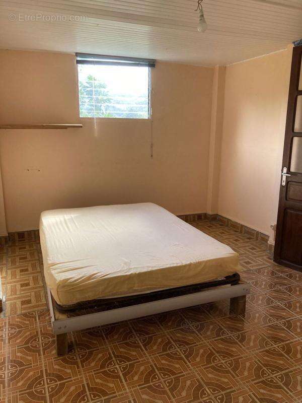 À vendre : Maison spacieuse de 187 m² à Morne Vert (97226) - Idéal pour le tourisme vert ! - photo 14