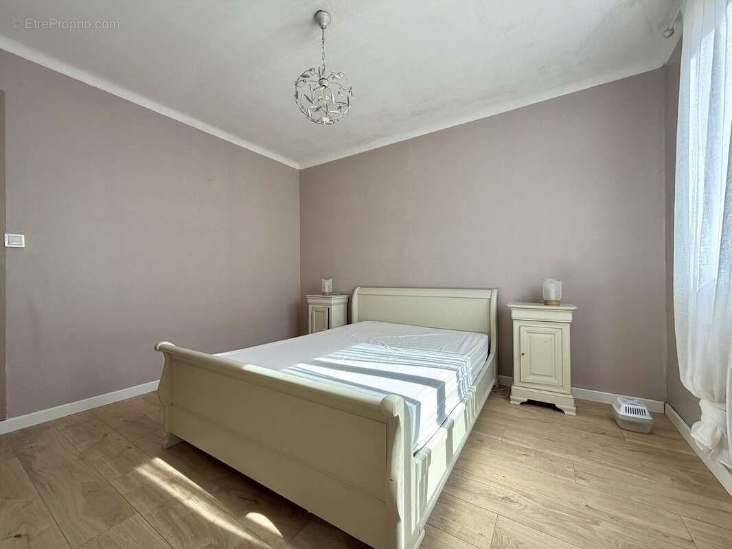 Chambre 1 - Appartement à SAINT-JEAN-DE-MONTS
