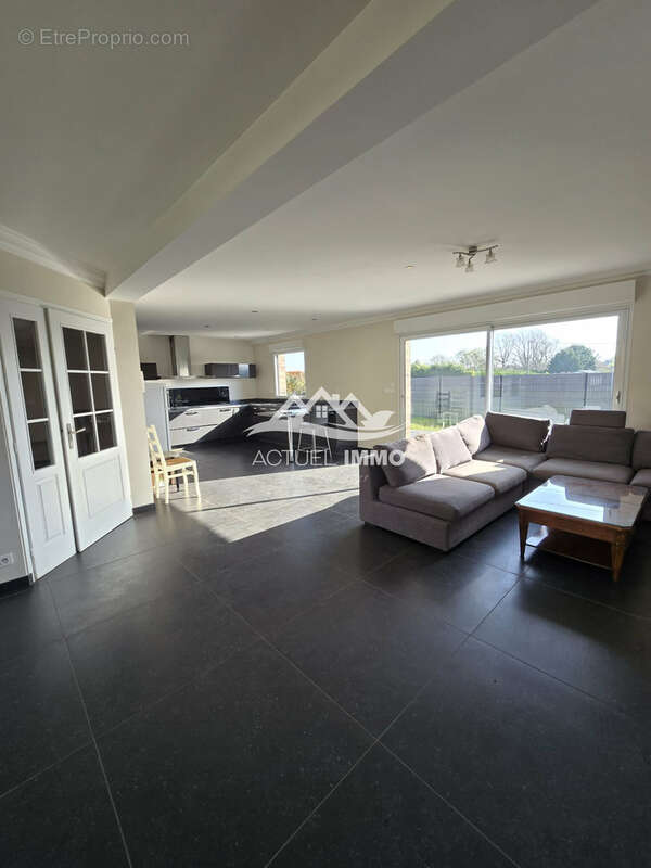 Maison à NOYELLES-LES-VERMELLES