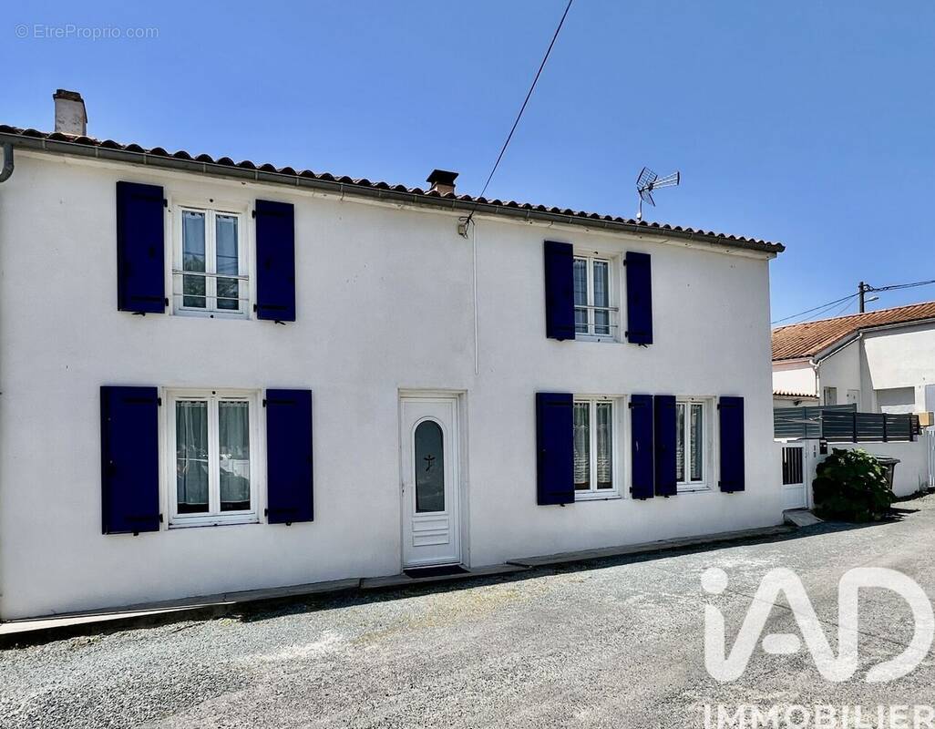 Photo 1 - Maison à AIGREFEUILLE-D'AUNIS
