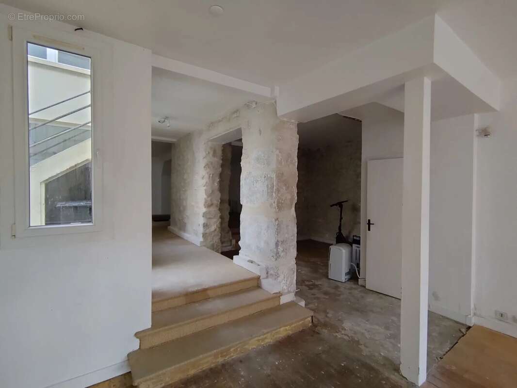 Commerce à SAINT-GERMAIN-EN-LAYE