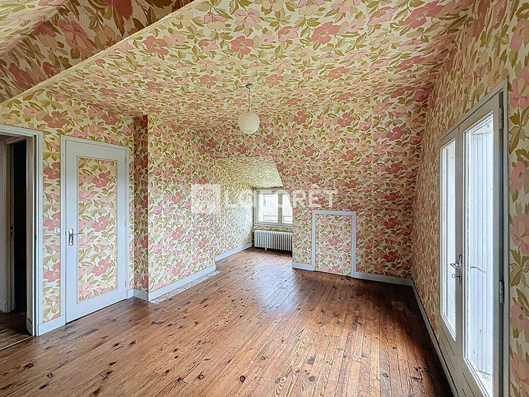 Maison à LA COULONCHE