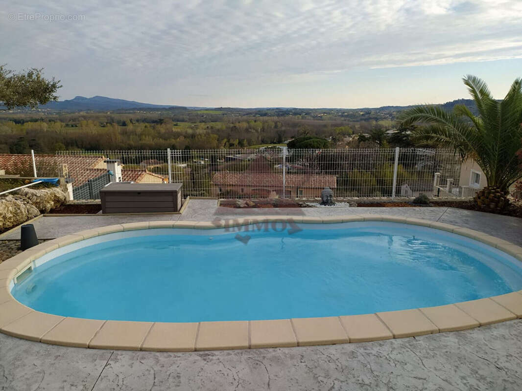 Maison à SAINT-AMBROIX