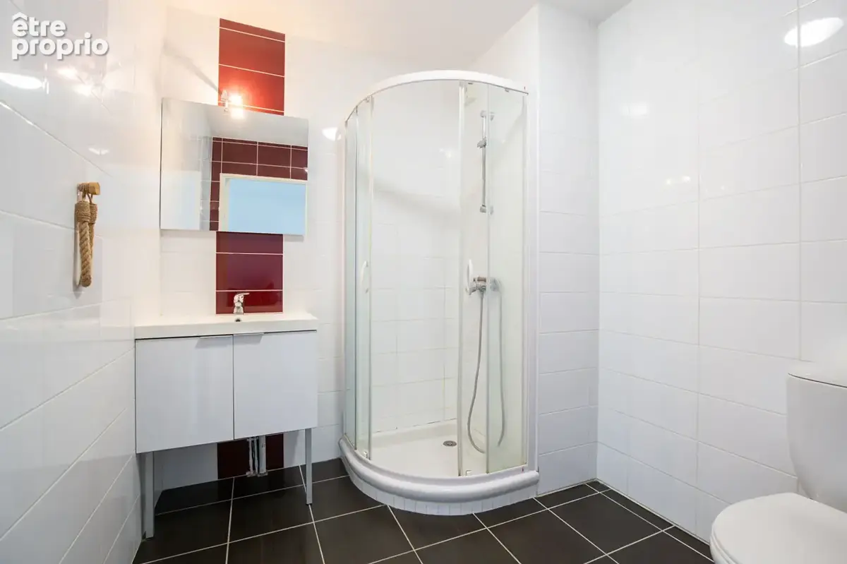 A vendre  nantes saint-clement studio en parfait etat dans residence de standing - photo 4