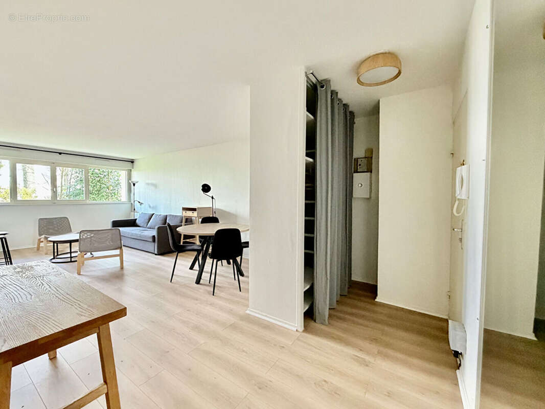 Appartement à MONTIGNY-LE-BRETONNEUX