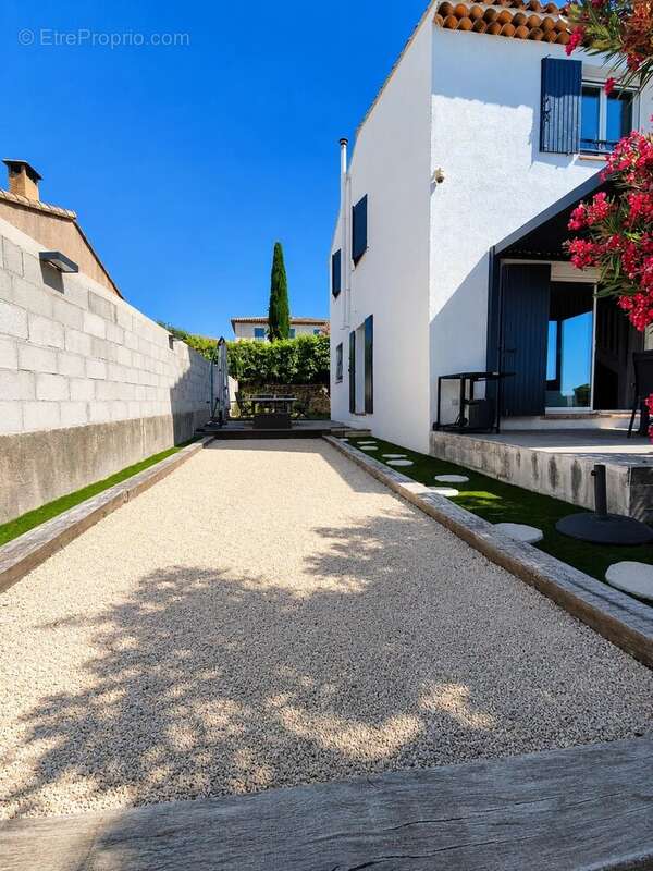 Appartement à COUDOUX