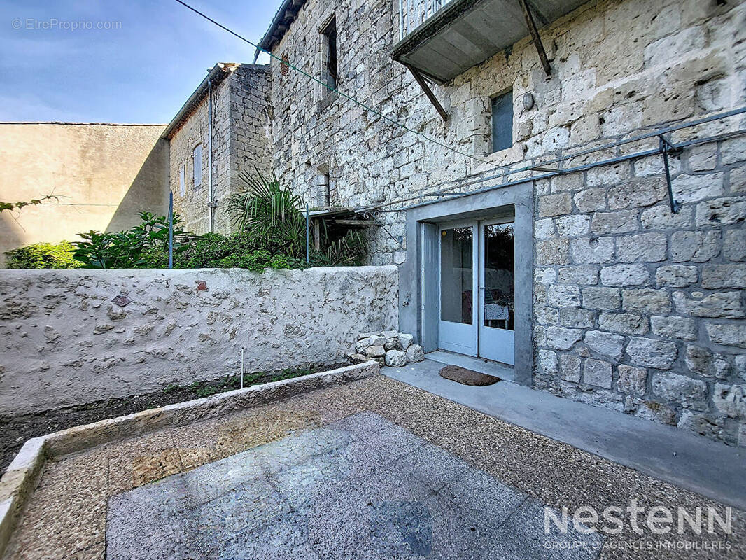Maison à LA ROMIEU