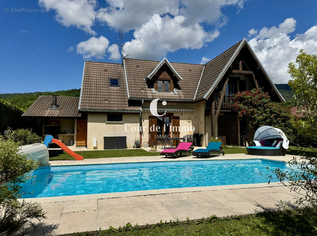 Maison à BONNE