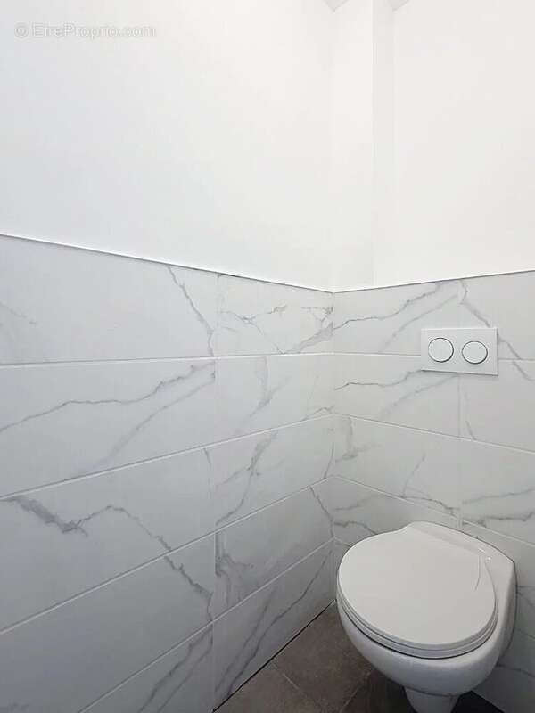 Maison à PARENTIS-EN-BORN